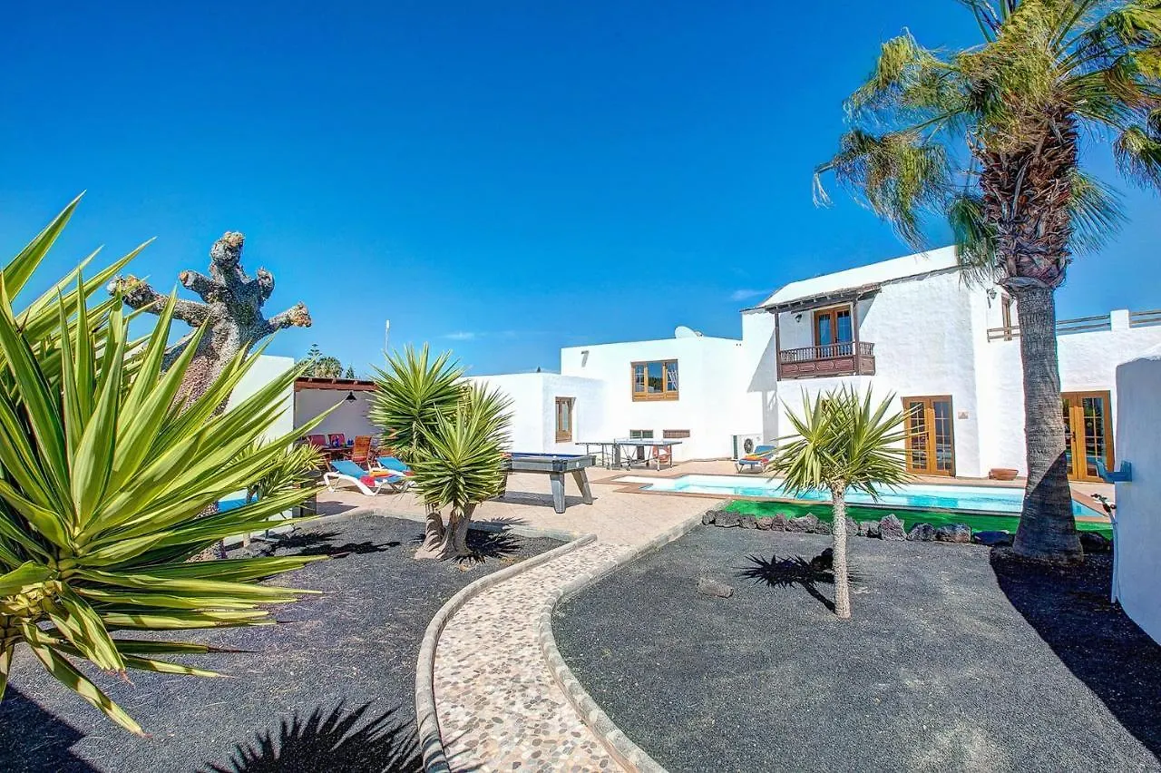 Villa Domingo By Villa Plus Puerto del Carmen  0*, Puerto del Carmen (Lanzarote)